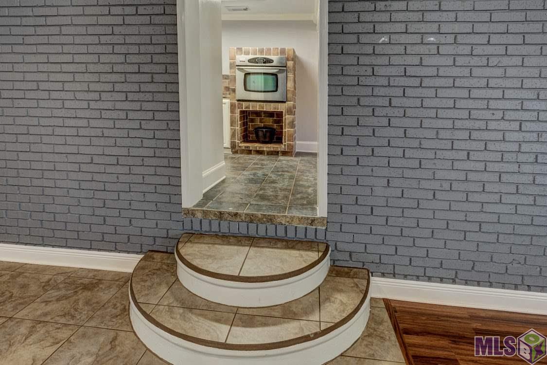 9842 Springfield Road Denham Springs, LA 70706 - Photo 21 of 24