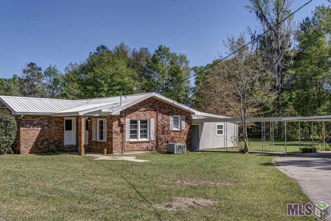 9842 Springfield Road Denham Springs, LA 70706 - Photo 3 of 24