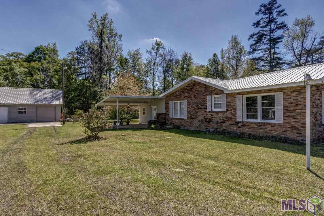 9842 Springfield Road Denham Springs, LA 70706 - Photo 4 of 24
