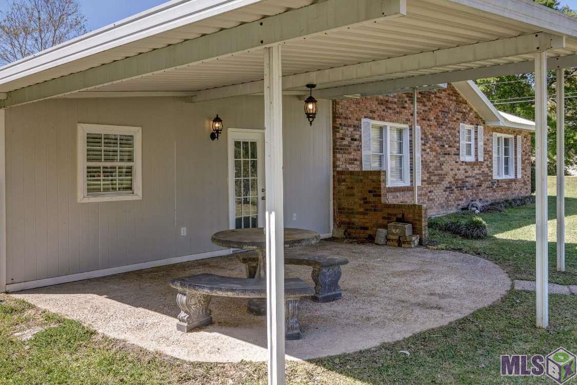 9842 Springfield Road Denham Springs, LA 70706 - Photo 9 of 24