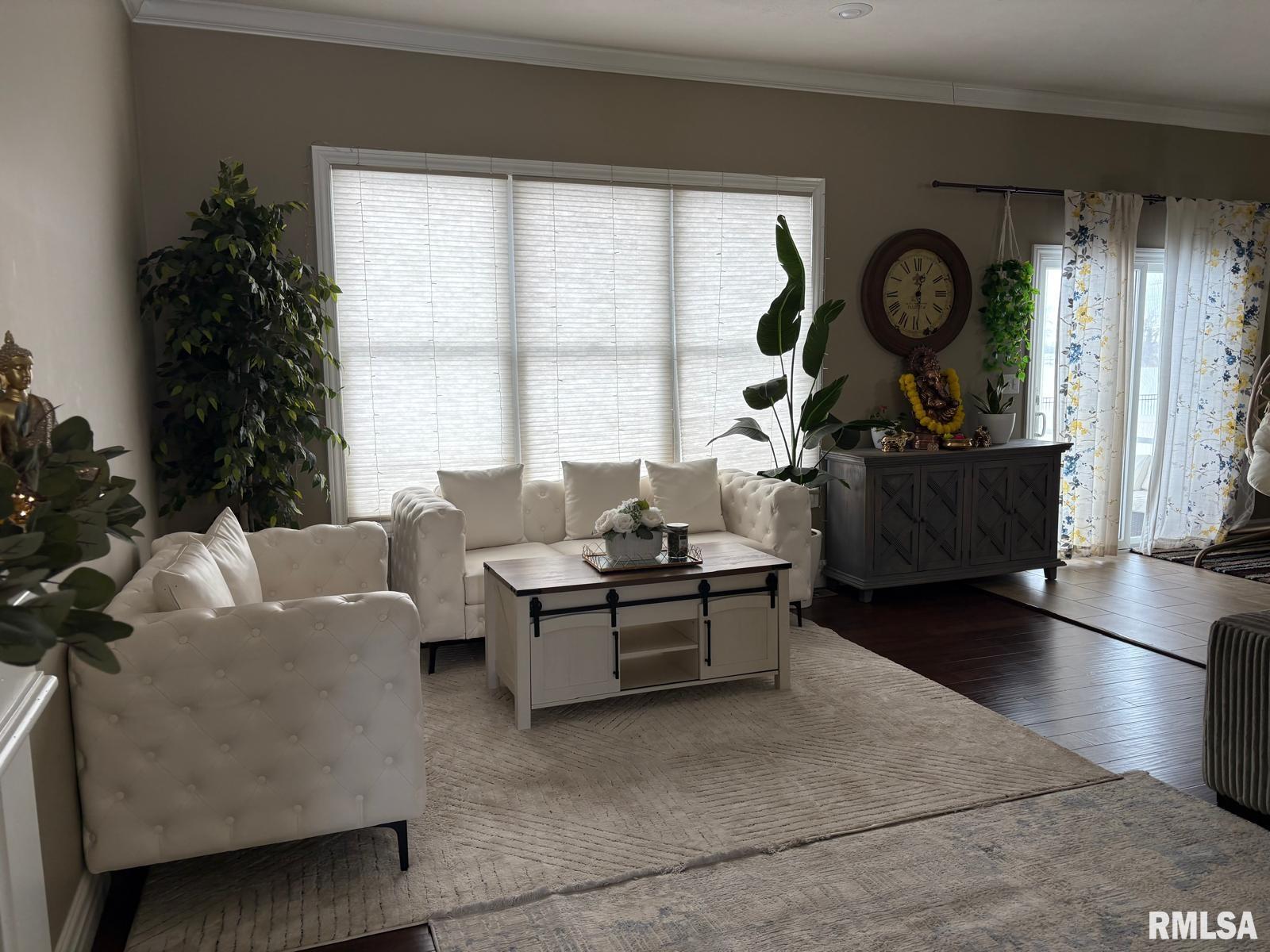 2812 Castlerock Ridge Springfield, IL 62711 - Photo 4 of 16