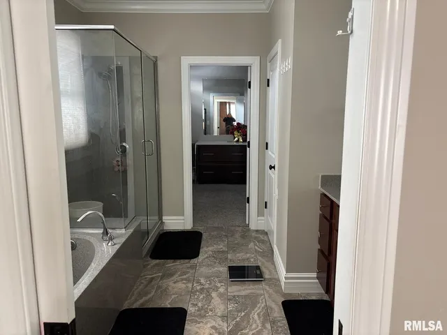 $3,200 | 2812 Castlerock Ridge, Springfield, IL 62711