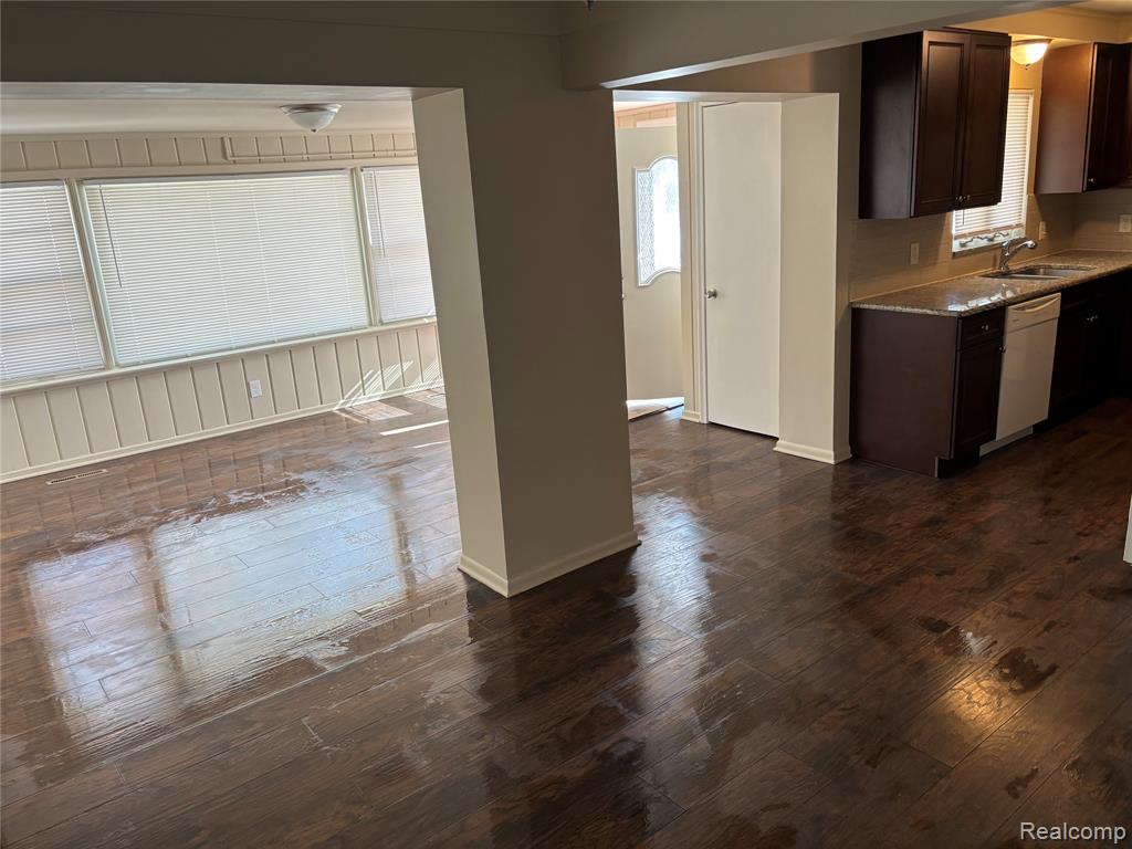1010 North Adams Road Rochester, MI 48306 - Photo 27 of 29