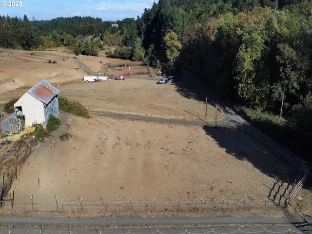 a view of outdoor space with mountain view