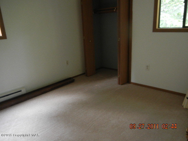 7310 Lake Road Tobyhanna, PA 18466 - Photo 13 of 13 8