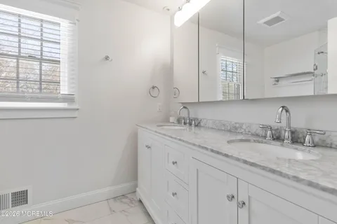 $1,100,000 | 41 Polly Way, Middletown, NJ 07748