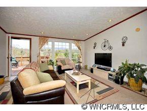 404 Golden Breeze Road Swannanoa, NC 28778 - Photo 3 of 12 Gallery Image 3