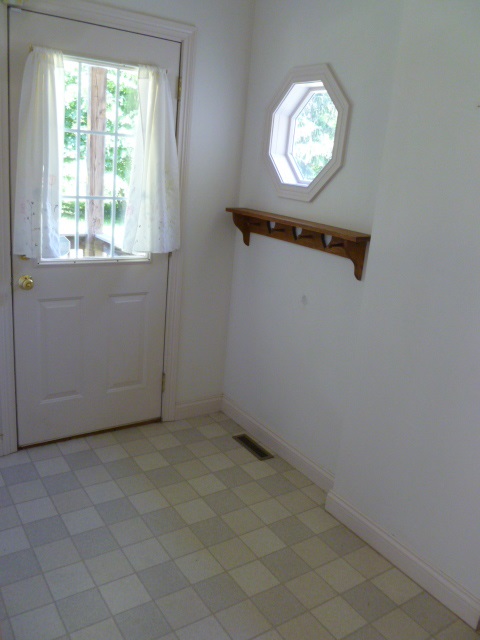 26158 Edison Road South Bend, IN 46628 - Photo 12 of 24 Gallery Image 12