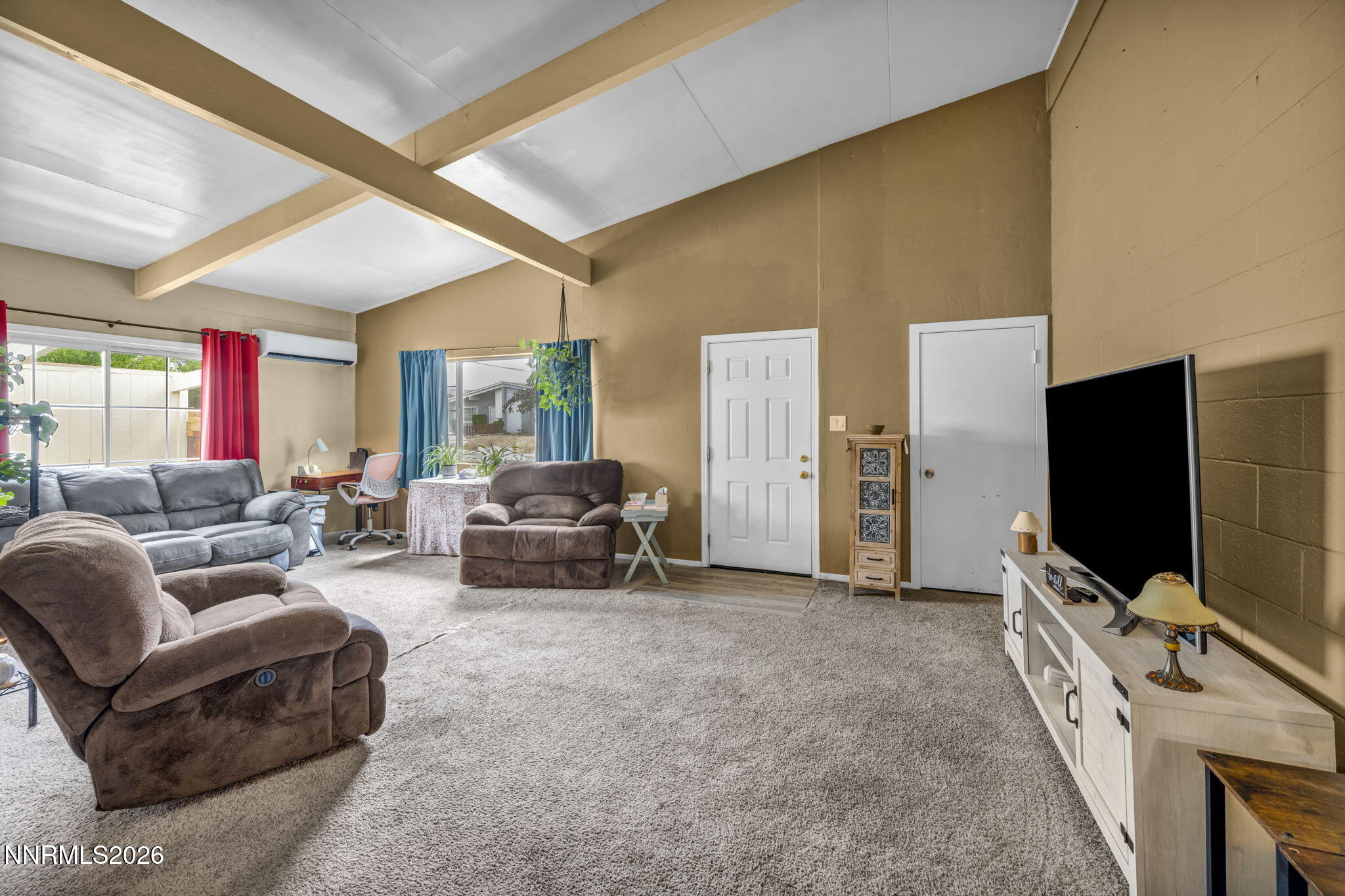 13540 Mt Shasta Street Reno, NV 89506 - Photo 12 of 51 24-web-or-mls-13540-mt-shasta-st