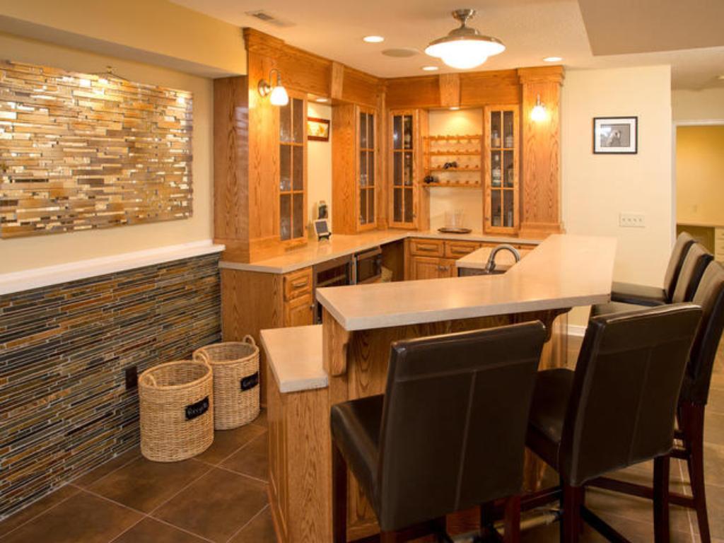 4910 Beacon Hill Road Minnetonka, MN 55345 - Photo 18 of 24 Gallery Image 18