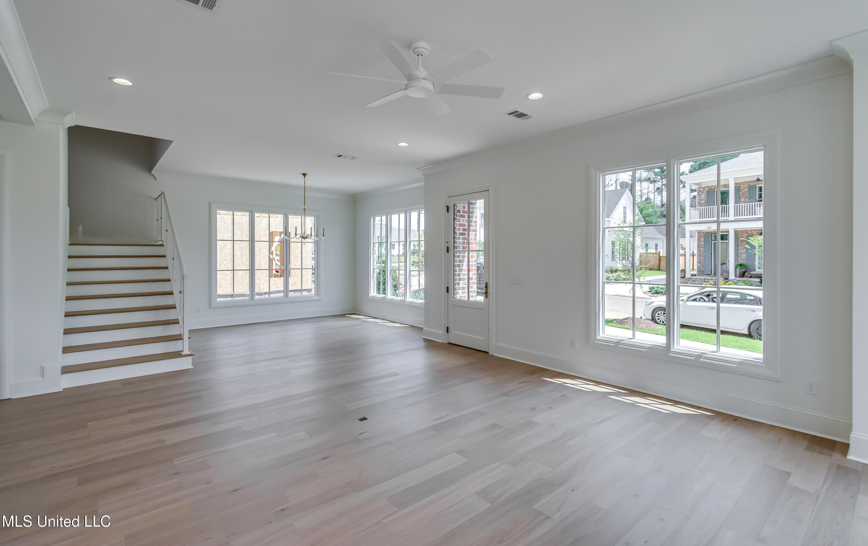 119 Commonwealth Drive Madison, MS 39110 - Photo 21 of 63 119 Commonwealth Dr-30