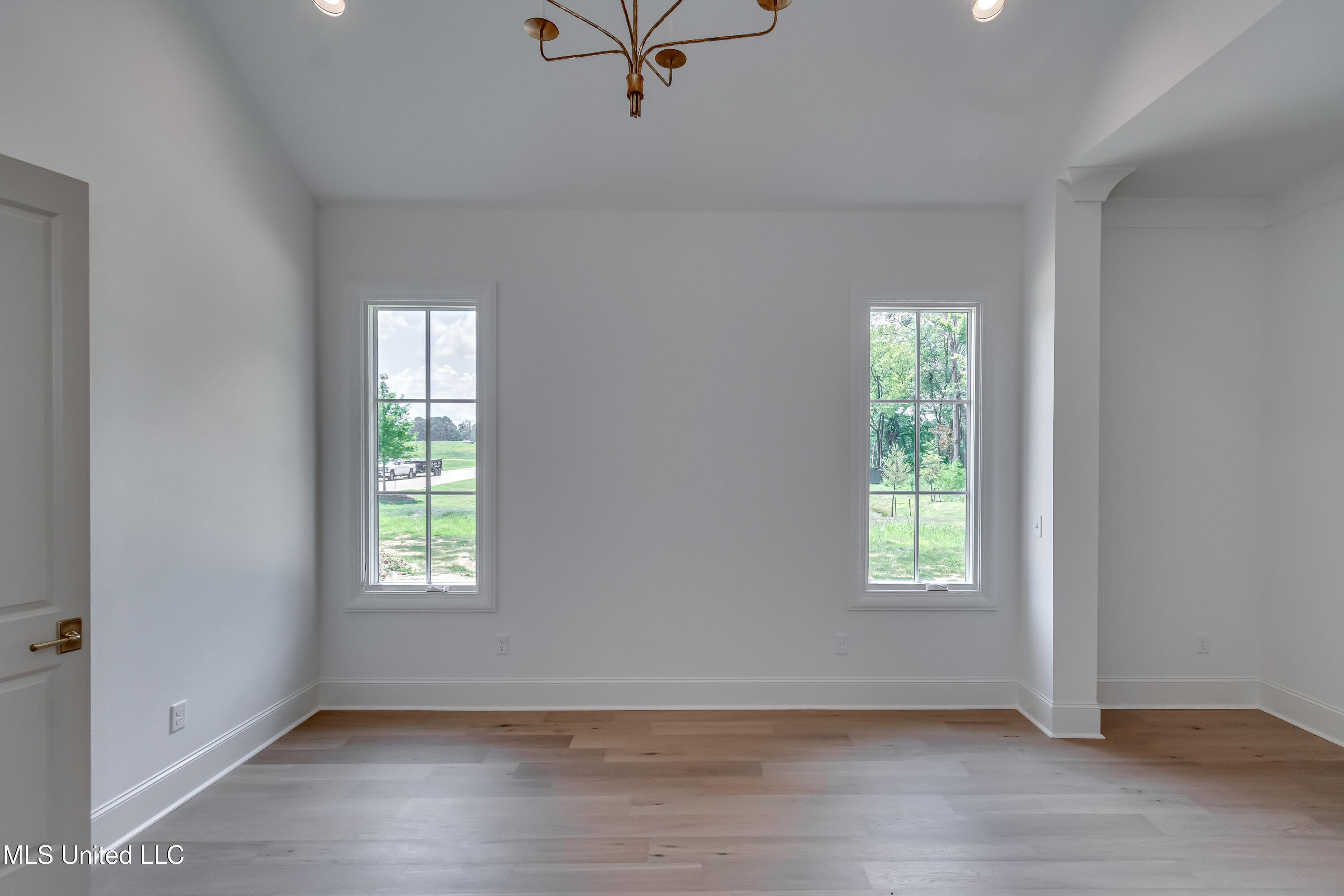 119 Commonwealth Drive Madison, MS 39110 - Photo 42 of 63 119 Commonwealth Dr-51