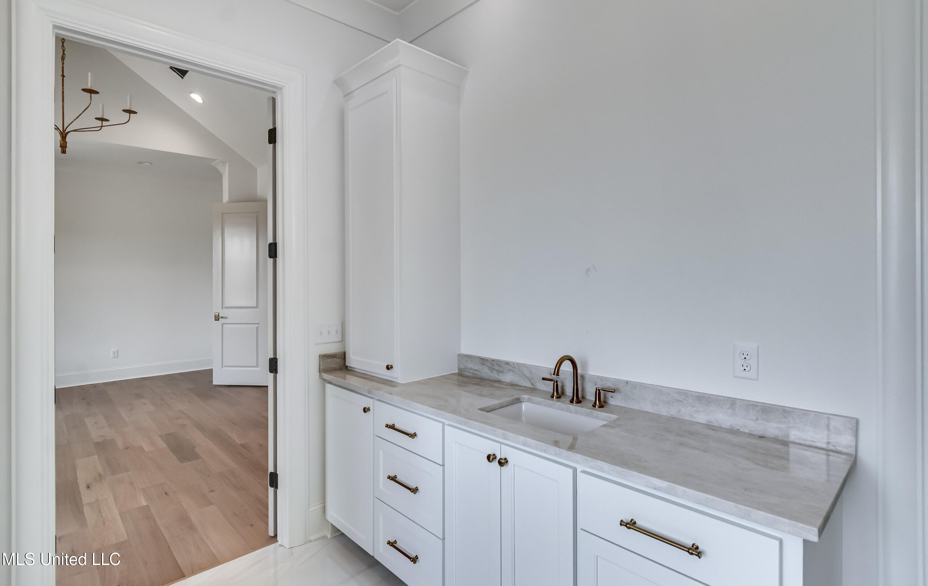 119 Commonwealth Drive Madison, MS 39110 - Photo 47 of 63 119 Commonwealth Dr-56