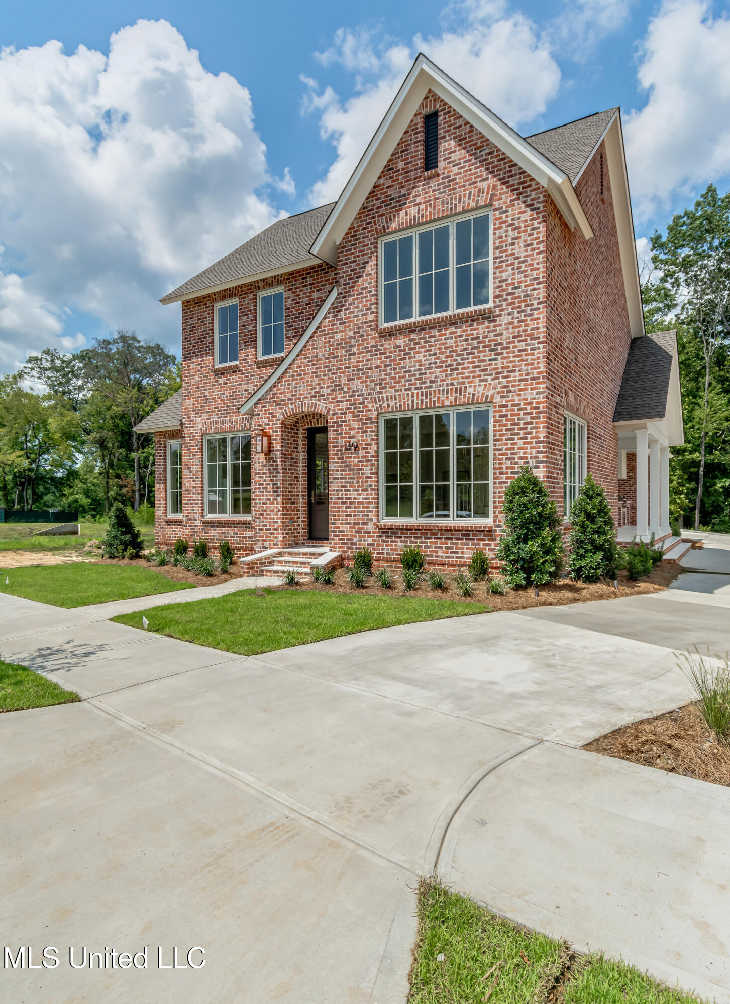 119 Commonwealth Drive Madison, MS 39110 - Photo 5 of 63 119 Commonwealth Dr-8