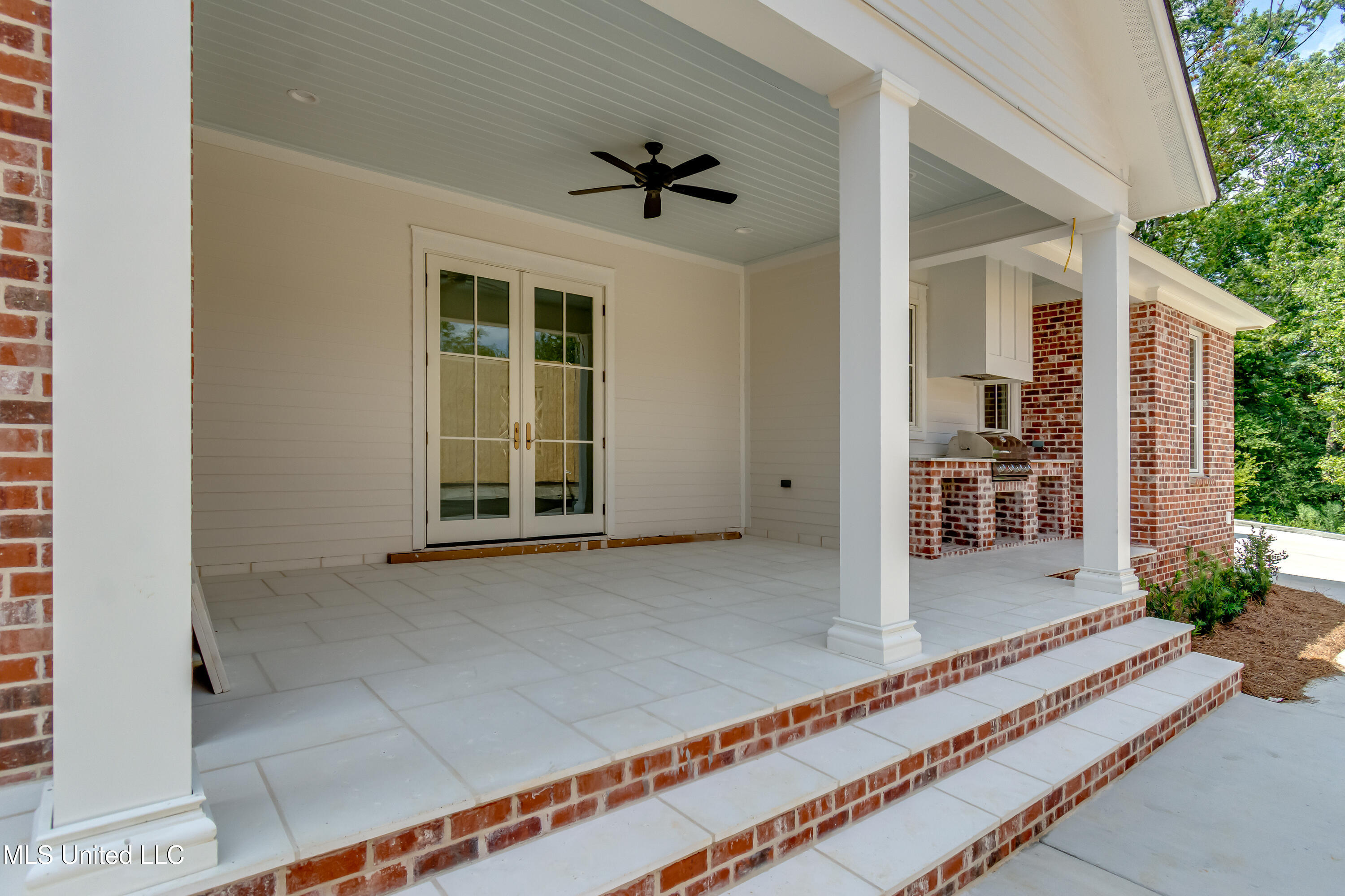 119 Commonwealth Drive Madison, MS 39110 - Photo 6 of 63 119 Commonwealth Dr-11