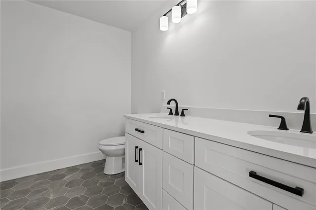 $524,900 | 700 Sandy Lane, Unit 3, Warwick, RI 02889