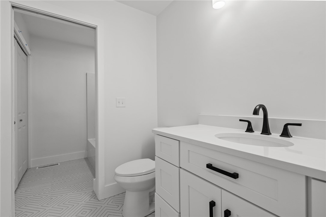 700 Sandy Lane, Unit 3 Warwick, RI 02889 - Photo 14 of 23