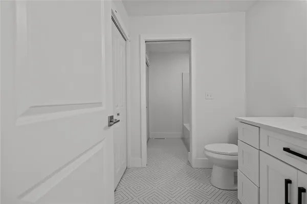 $529,900 | 700 Sandy Lane, Unit 3, Warwick, RI 02889
