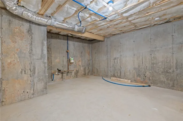 $524,900 | 700 Sandy Lane, Unit 3, Warwick, RI 02889