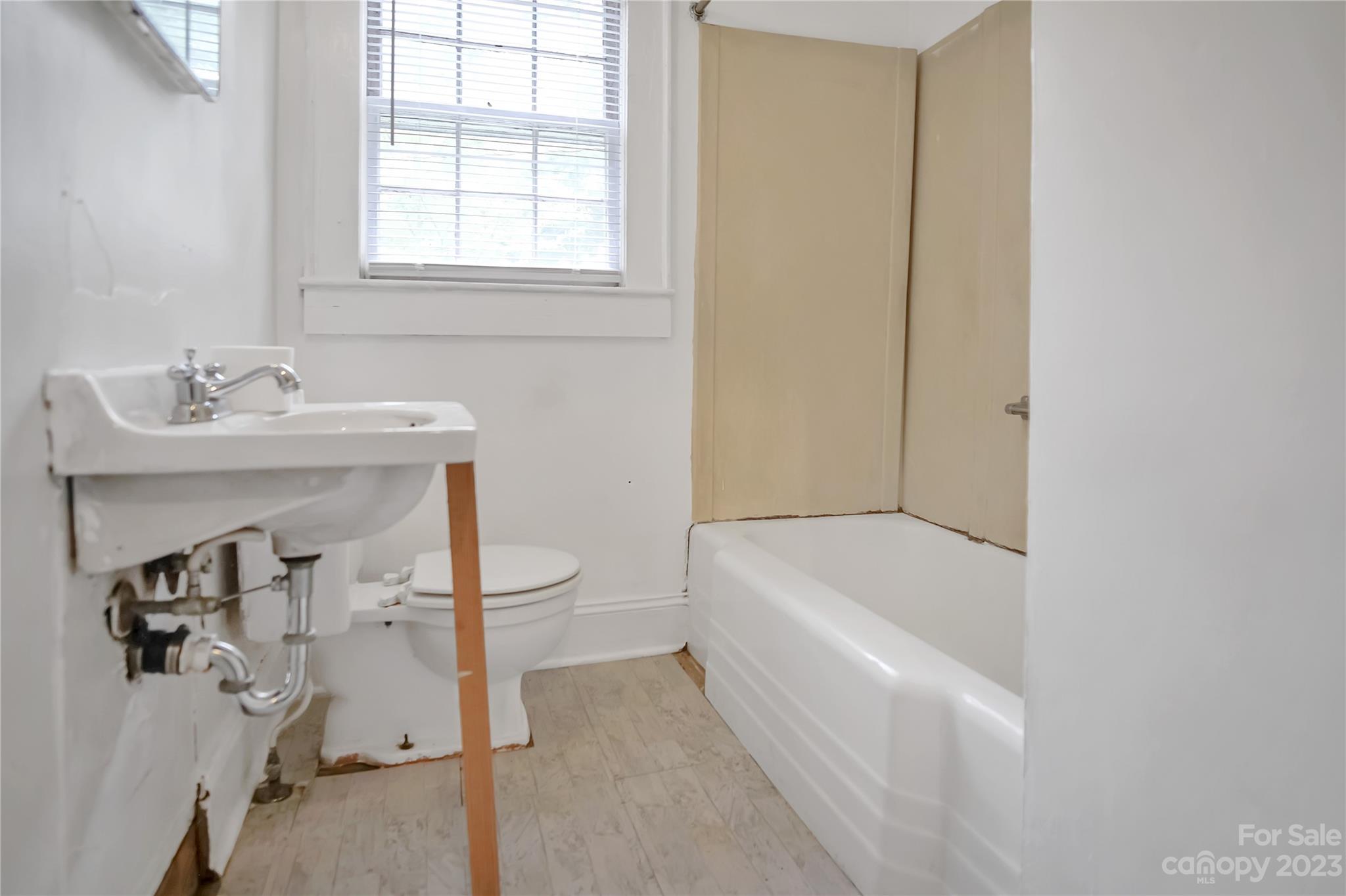 826 Kings Road Shelby, NC 28150 - Photo 17 of 25 Gallery Image 17