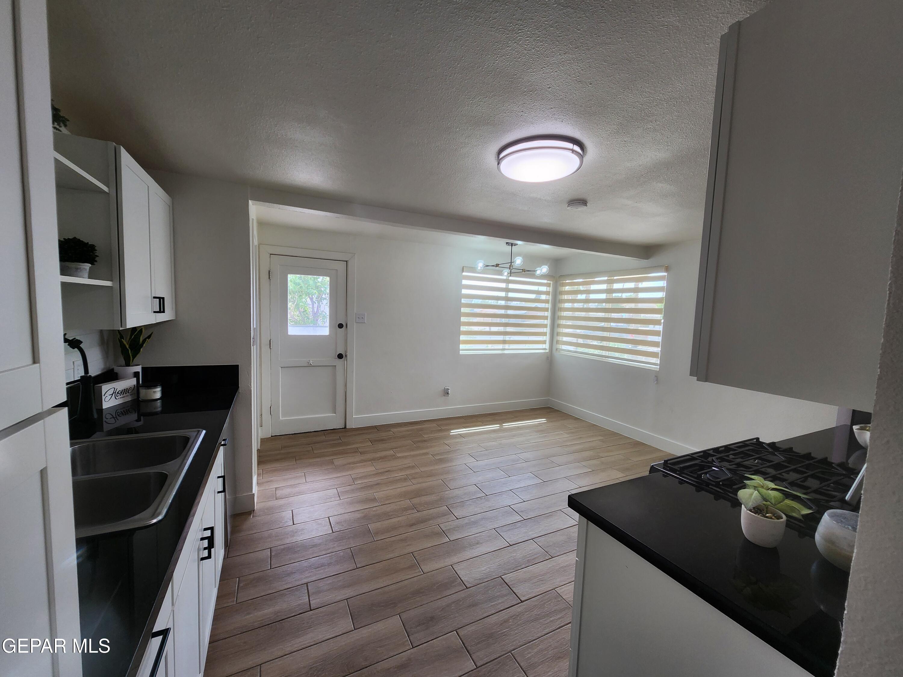 1130 Marlow Road El Paso, TX 79905 - Photo 6 of 18 20260421_151750