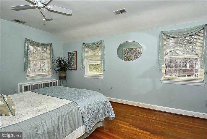 802 Malcolm Drive Silver Spring, MD 20901 - Photo 9 of 18 Bedroom (Master)