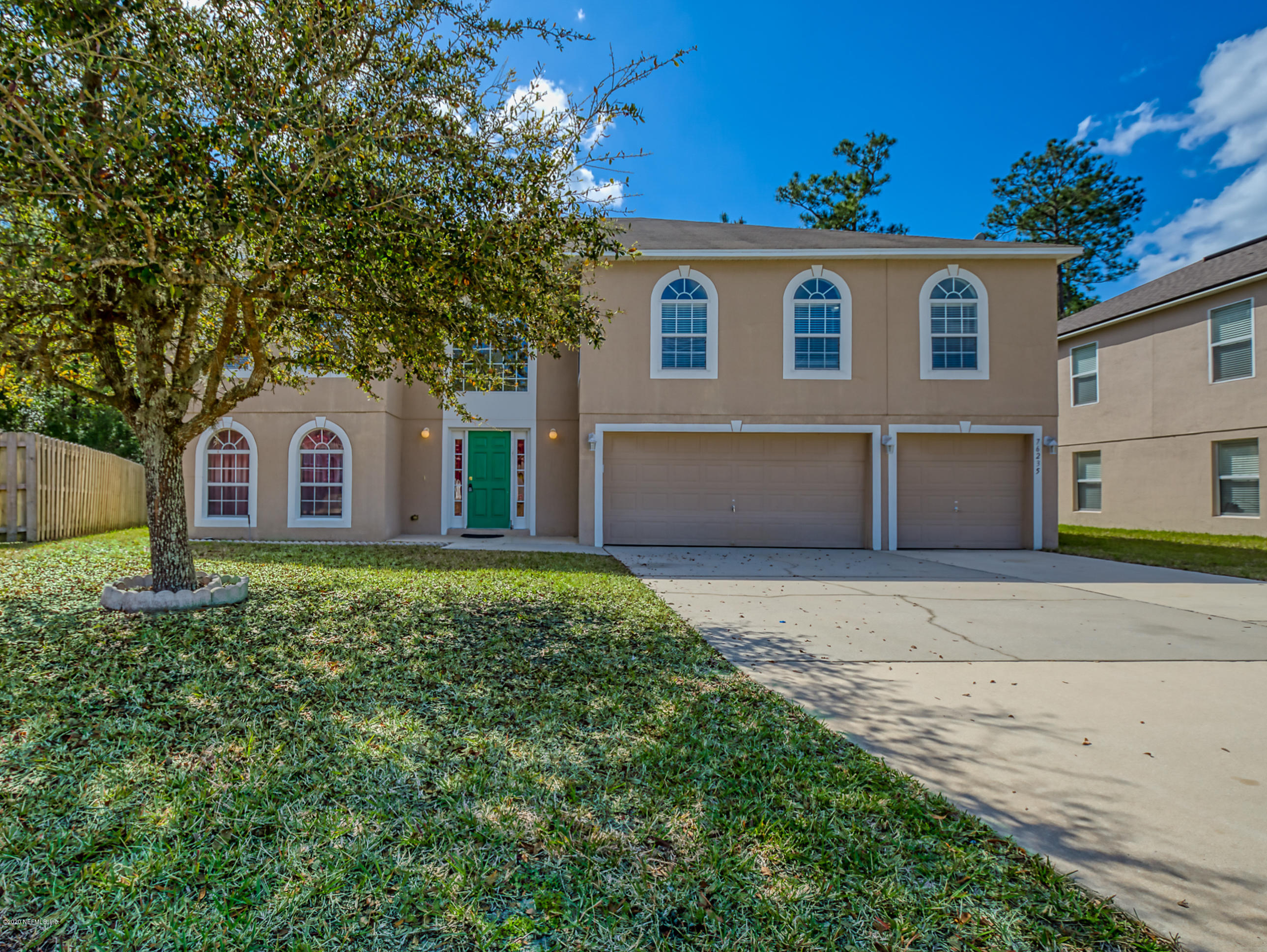 76235 Longleaf Loop Yulee, FL 32097 - Photo 1 of 29 welcome home