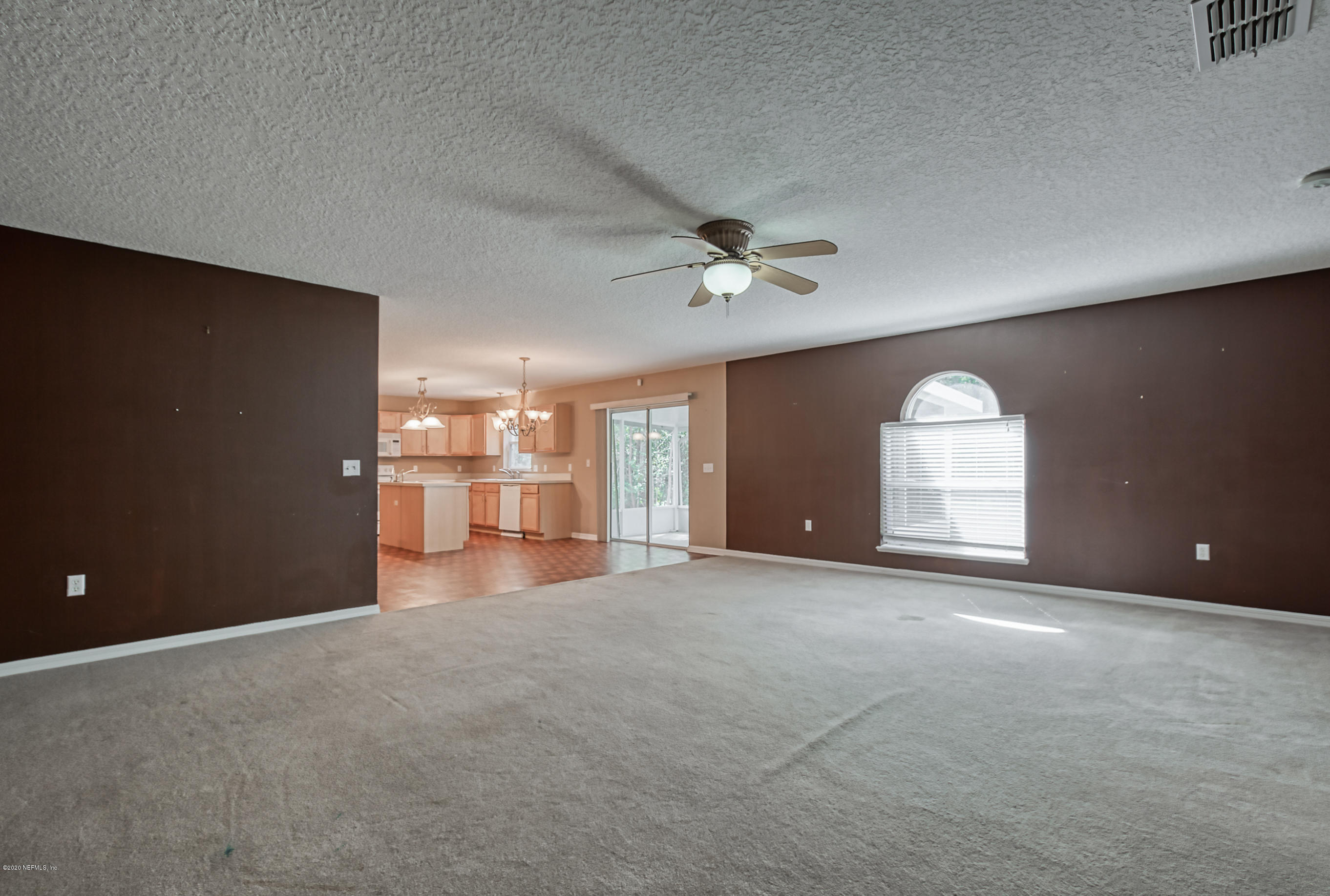 76235 Longleaf Loop Yulee, FL 32097 - Photo 9 of 29 family room
