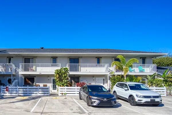 $264,700 | 326 West Pine Street, Lantana, FL 33462