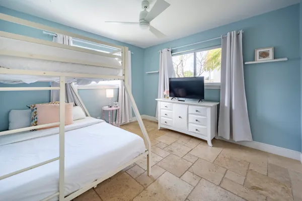 $924,900 | 5930 Northeast 21st Lane, Fort Lauderdale, FL 33308