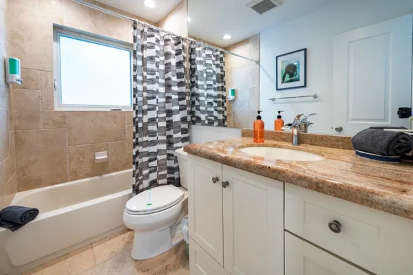 $924,900 | 5930 Northeast 21st Lane, Fort Lauderdale, FL 33308