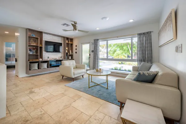 $924,900 | 5930 Northeast 21st Lane, Fort Lauderdale, FL 33308