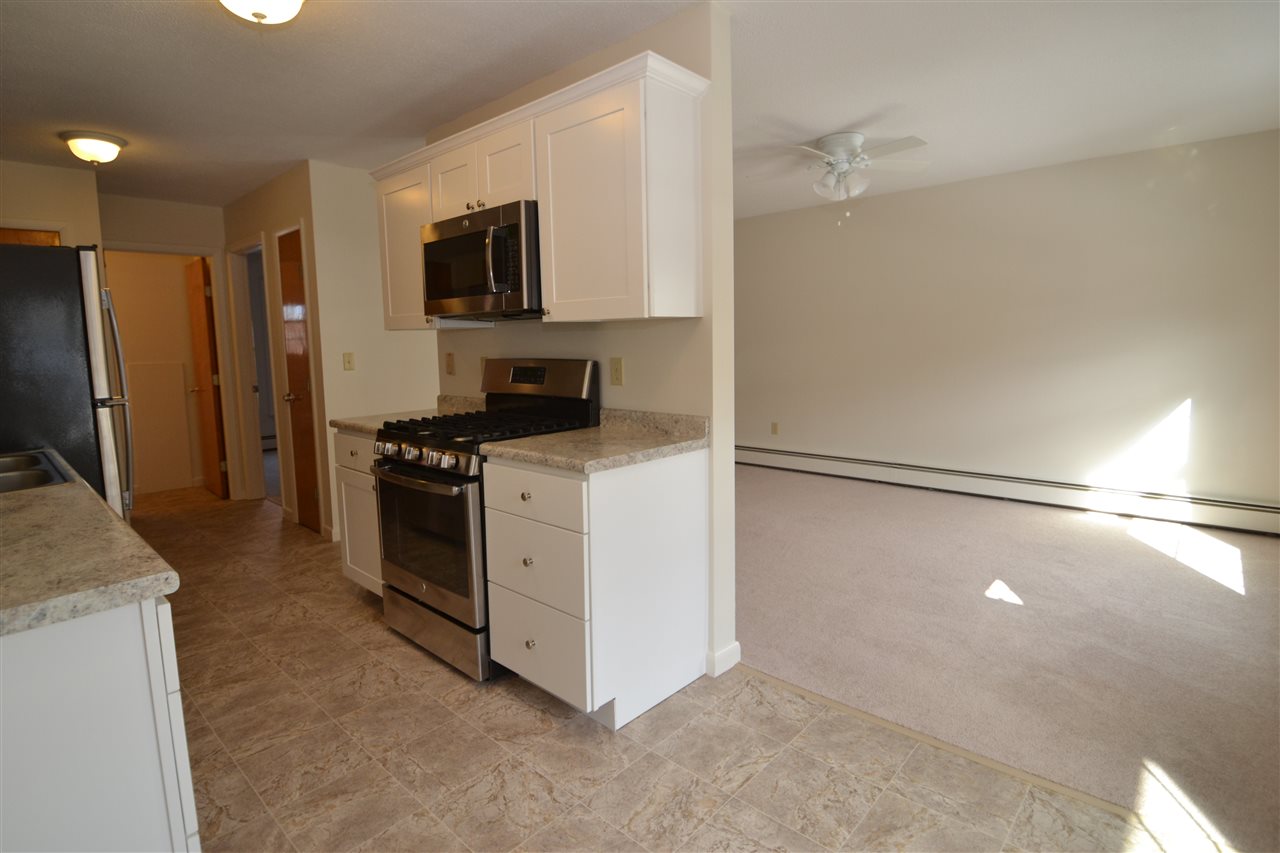 89 Winnacunnet Road, Unit 5 Hampton, NH 03842 - Photo 5 of 14 Gallery Image 5
