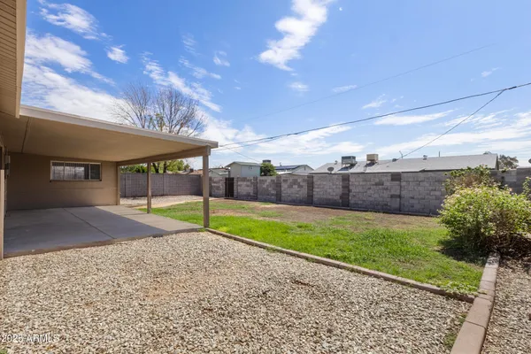 $396,000 | 3339 West Shaw Butte Drive, Phoenix, AZ 85029
