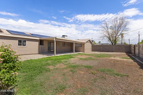 $396,000 | 3339 West Shaw Butte Drive, Phoenix, AZ 85029