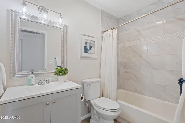 $396,000 | 3339 West Shaw Butte Drive, Phoenix, AZ 85029