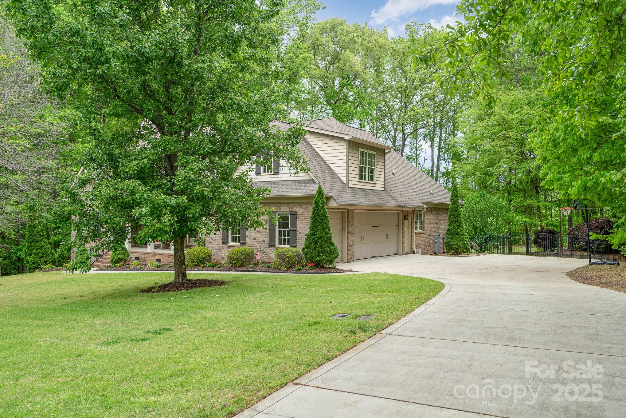 112 Spring Branch Road Fort Mill, SC 29715 - Photo 3 of 43 a front view of a house with a yard