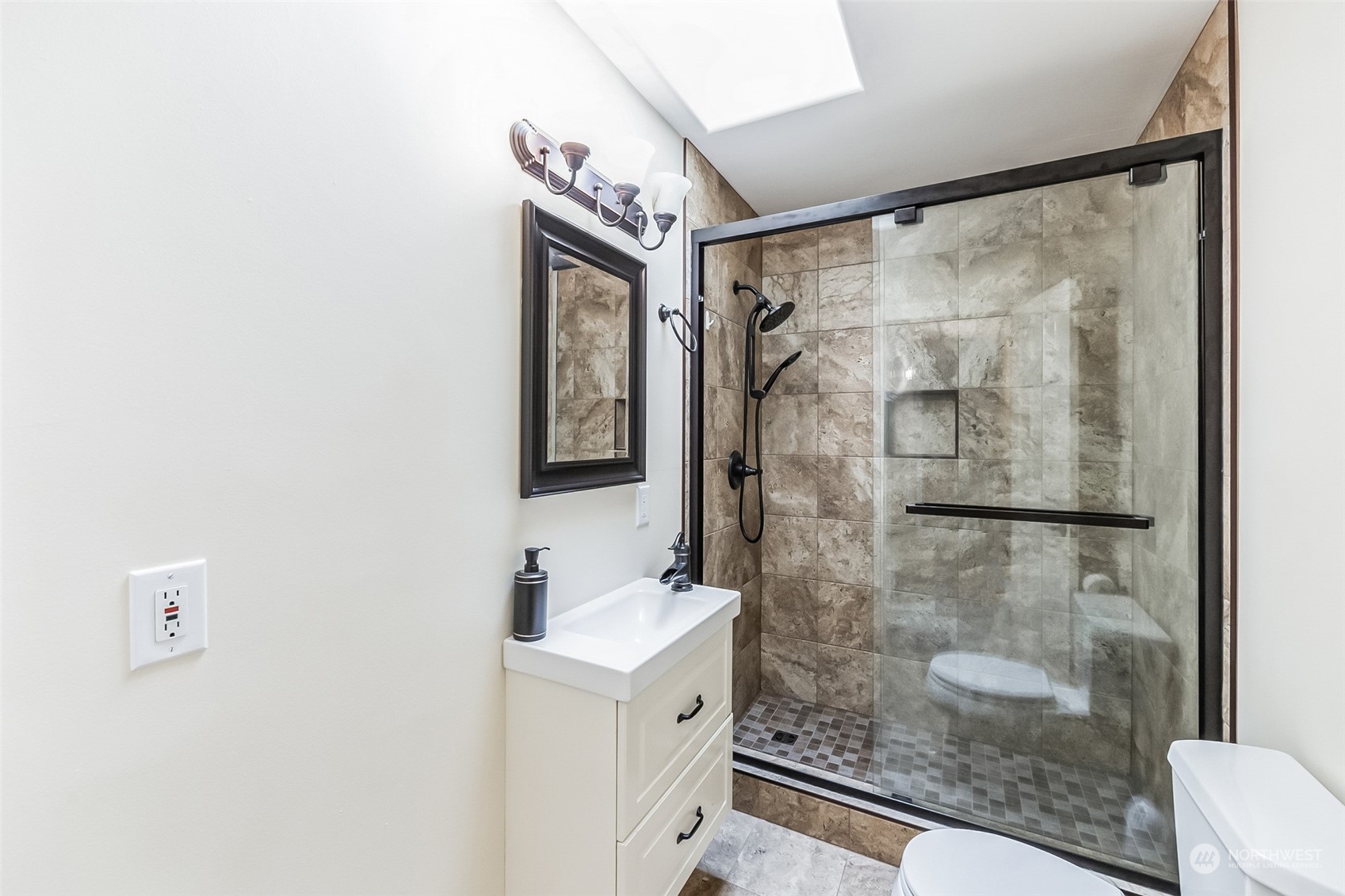 242 South Welcome Slough Road Cathlamet, WA 98612 - Photo 31 of 35 Gallery Image 31