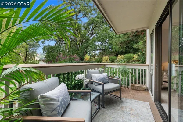 $679,000 | 1317 Canyonwood Court, Unit 4, Walnut Creek, CA 94595