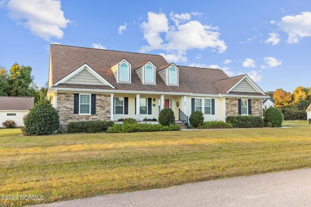 $3,400 | 202 Tidewater Drive, Newport, NC 28570