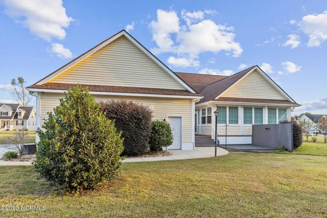 $3,400 | 202 Tidewater Drive, Newport, NC 28570