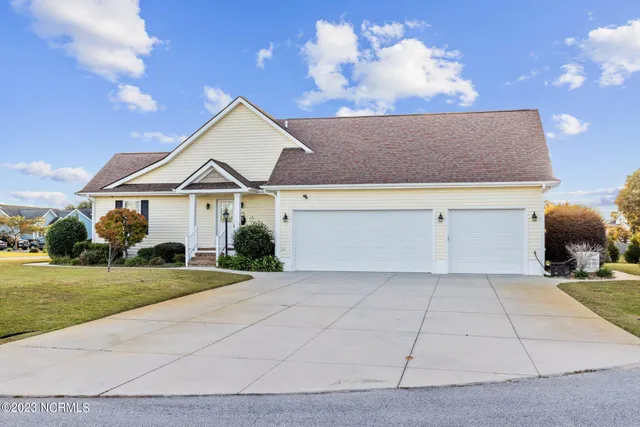 $3,400 | 202 Tidewater Drive, Newport, NC 28570