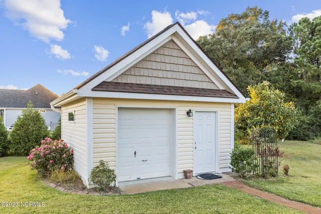 $3,400 | 202 Tidewater Drive, Newport, NC 28570