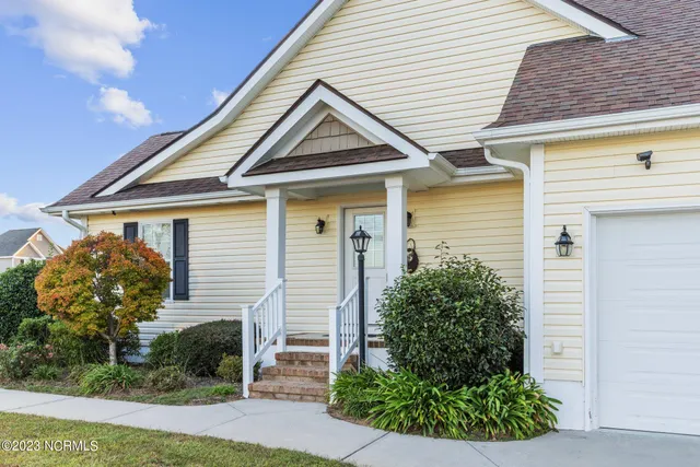 $3,400 | 202 Tidewater Drive, Newport, NC 28570