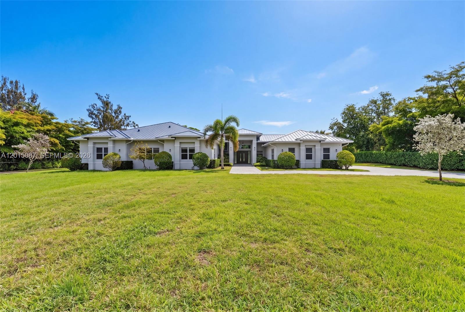2400 Southwest 112th Avenue Davie, FL 33325 - Photo 1 of 39