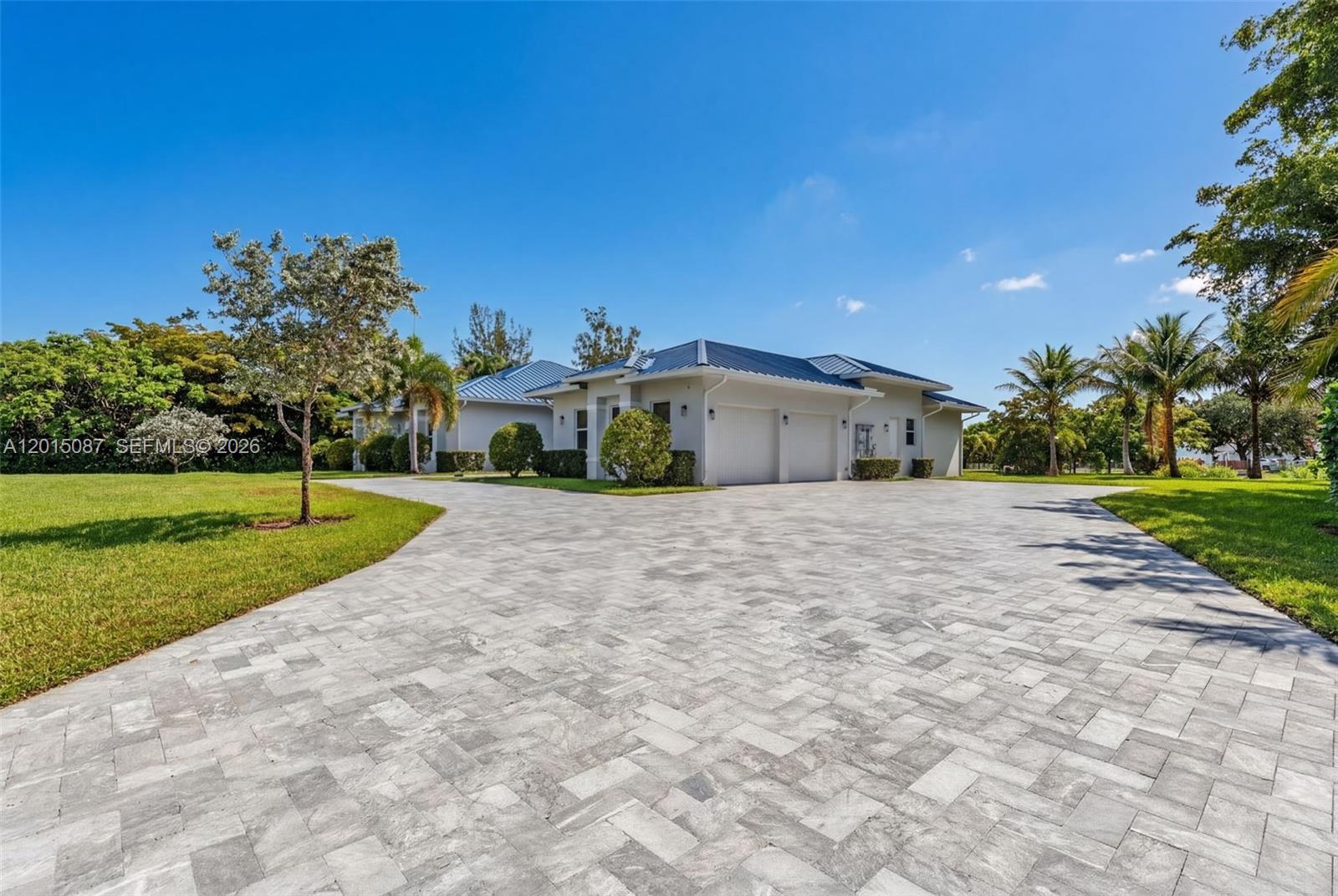 2400 Southwest 112th Avenue Davie, FL 33325 - Photo 12 of 39