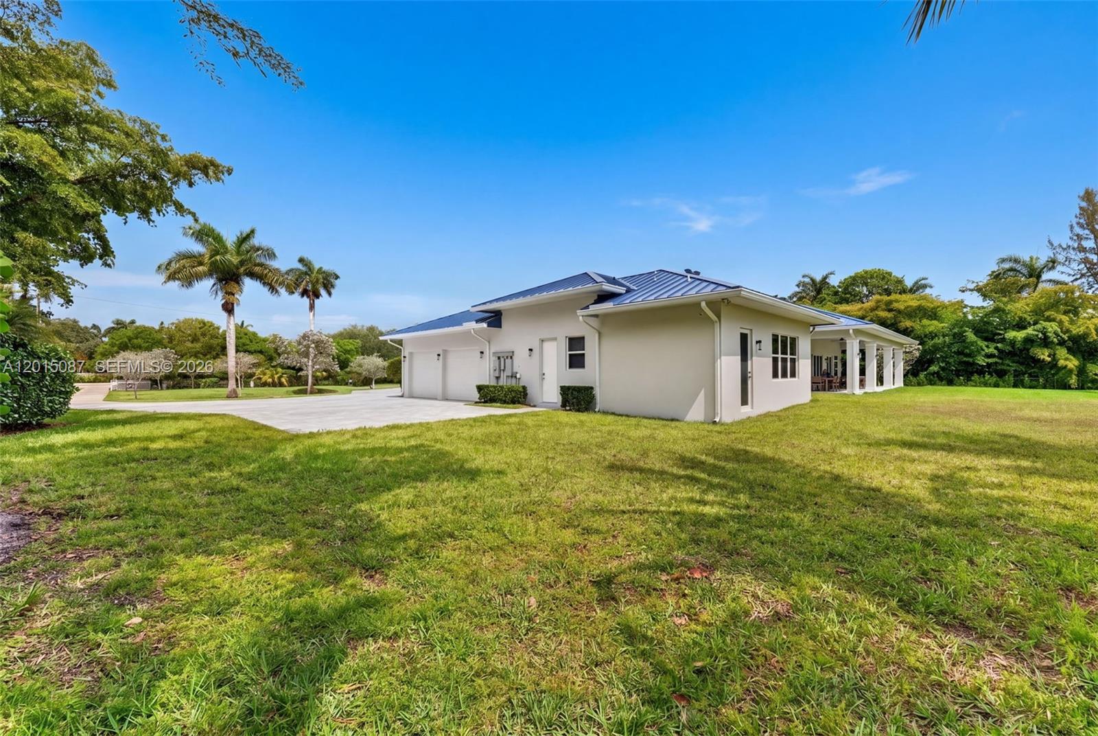 2400 Southwest 112th Avenue Davie, FL 33325 - Photo 14 of 39