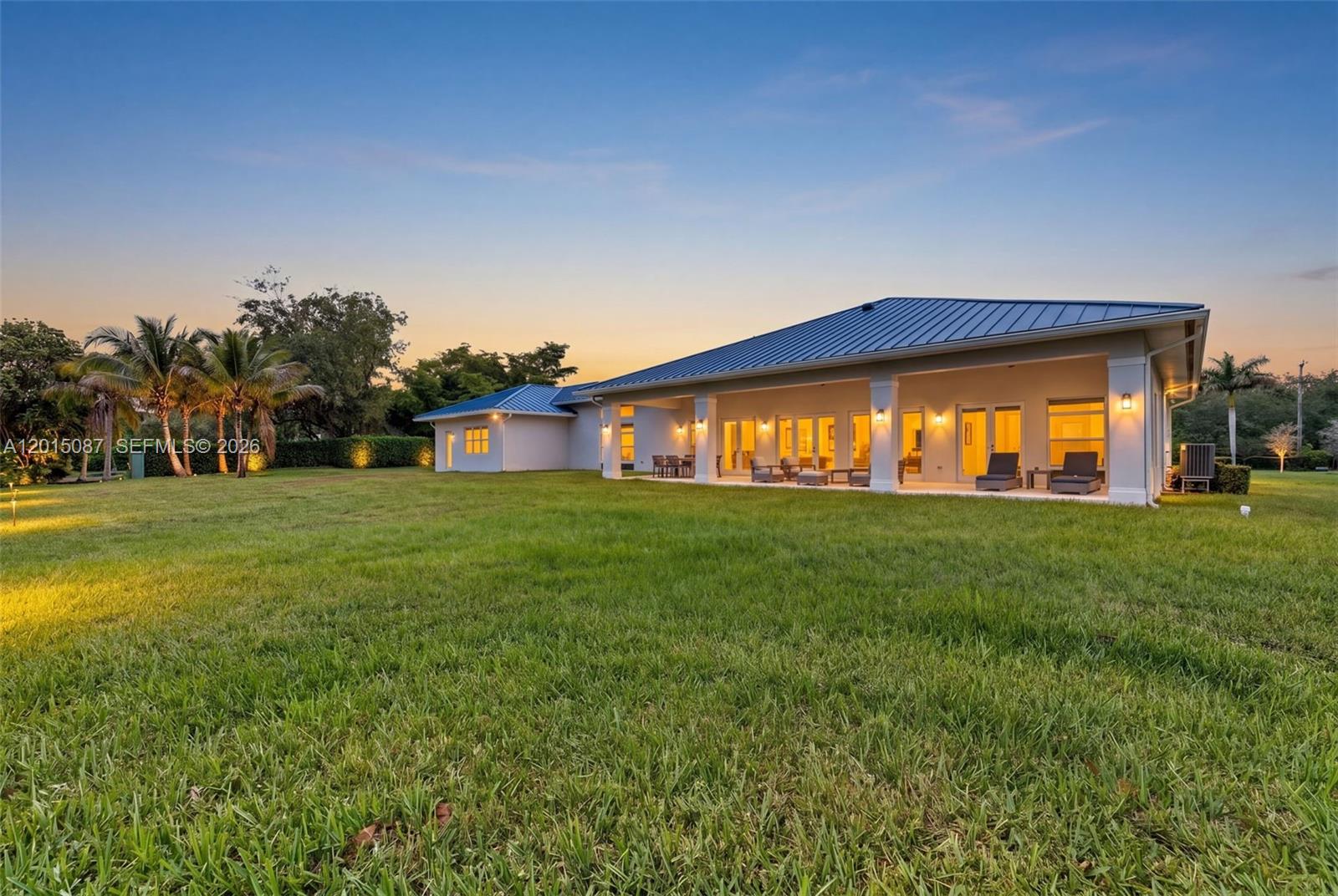 2400 Southwest 112th Avenue Davie, FL 33325 - Photo 15 of 39
