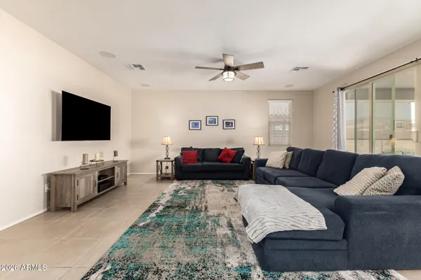 $564,900 | 7732 West Agora Lane, Phoenix, AZ 85043