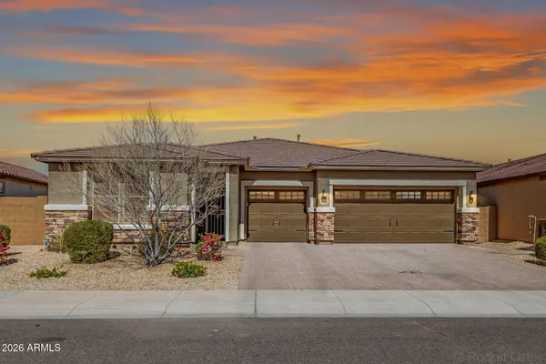 $564,900 | 7732 West Agora Lane, Phoenix, AZ 85043